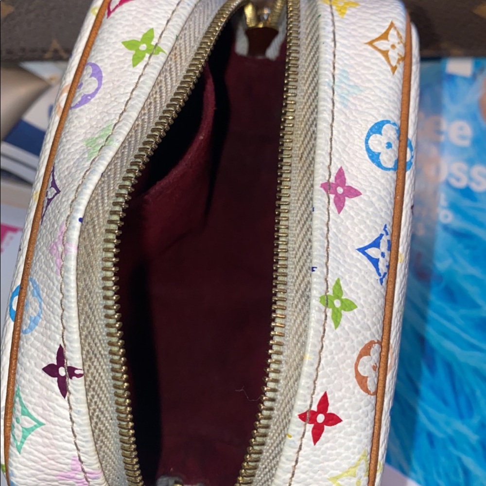 Louis Vuitton Multi-color Wapity Pouch - Picture 2 of 7